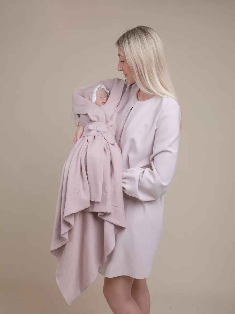 Конверт на выписку НаследникЪ Выжанова плед c поясом 90х90 НВ2229_1 пудра