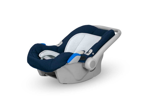 Автокресло Camarelo Avenger AAV-01 т. синий жаккард-белая эко кожа