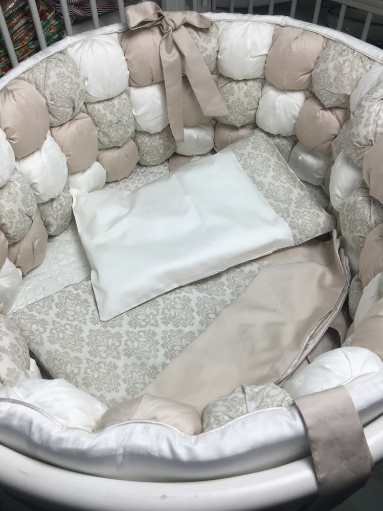 Комплект для овальной кроватки Marele Бонбон Дамаск 11 пр. 460286-ов бежевый