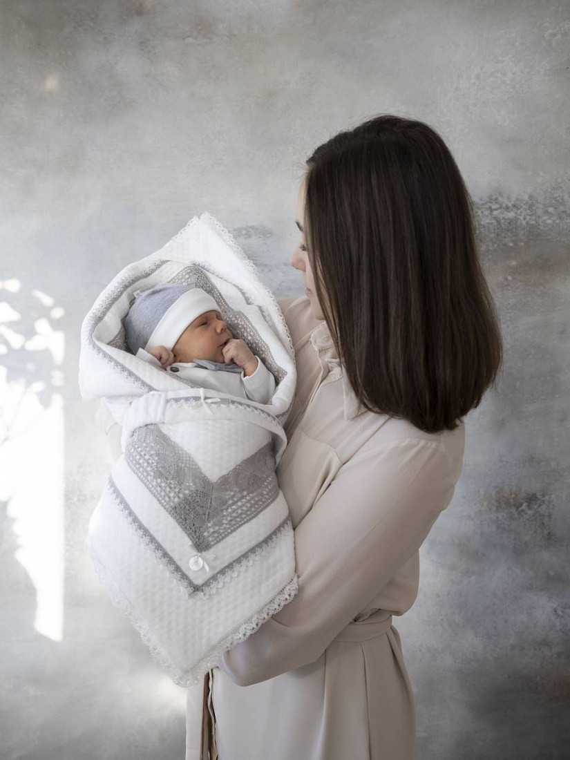 Конверт на выписку НаследникЪ Выжанова плед с поясом 93х93 01036-12001-071 ЧЗ экрю