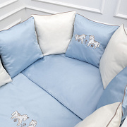 Комплект в детскую кроватку Lappetti Коники-сны для овальной и прямоугольной кроватки 6 предметов 6148/1 голубой