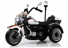 Детский электротрицикл RiverToys K003PX белый