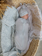 Комплект пелёнка-кокон с шапочкой НаследникЪ Выжанова Серо-голубой 01038-11004 голубой