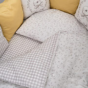 Комплект в детскую кроватку Lappetti Кролик Лаппин для овальной и пря-ой кроватки 6 пр. желтый