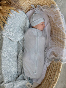 Комплект пелёнка-кокон с шапочкой НаследникЪ Выжанова Серо-голубой 01038-11004 ЧЗ 56