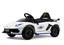 Детский электромобиль RiverToys K888PX белый