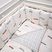 Комплект в кроватку Lappetti Маленький гонщик уни-ый, стеганные борта, премиальный сатин 6155 6 пр. серо-голубой